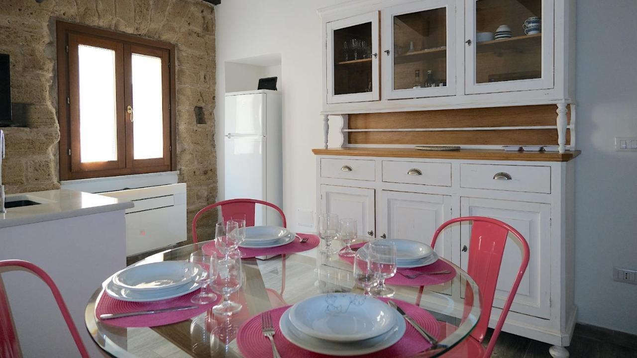 Welcomely - Santa Chiara Apartment Alghero Bagian luar foto